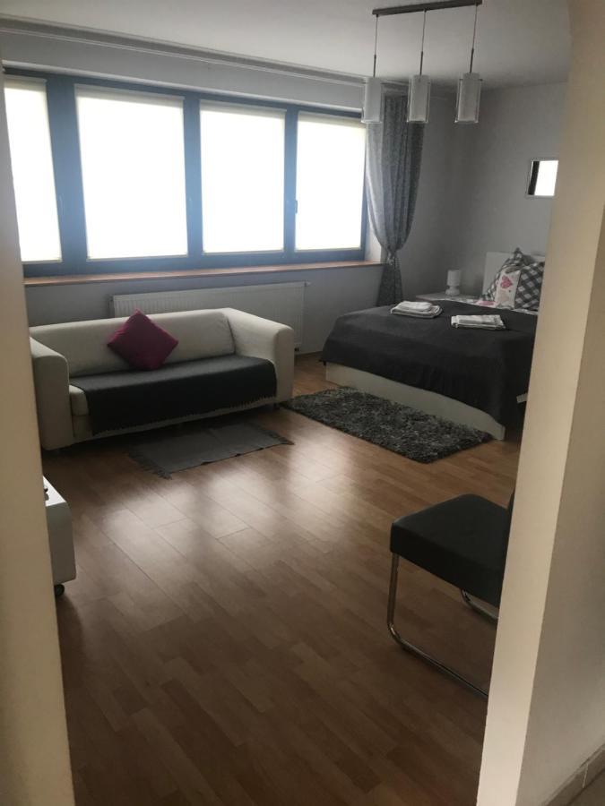 Apartament Zakatek Wroclawia Bielany Wrocławskie Exteriör bild