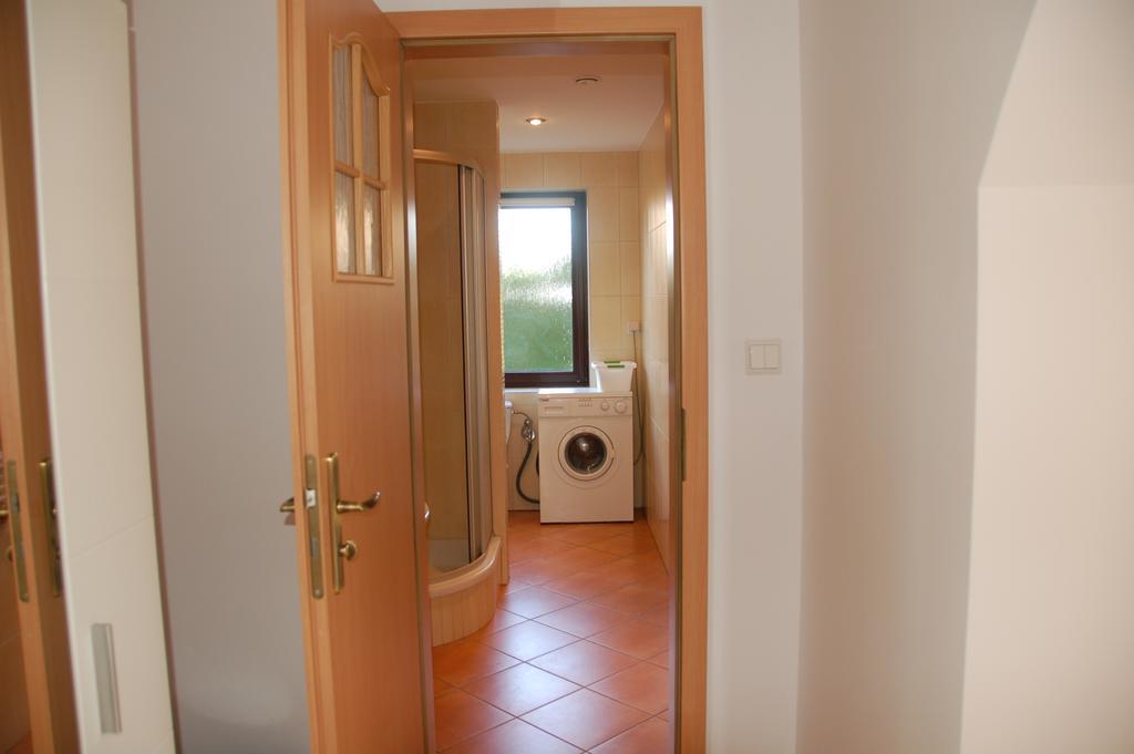 Apartament Zakatek Wroclawia Bielany Wrocławskie Exteriör bild